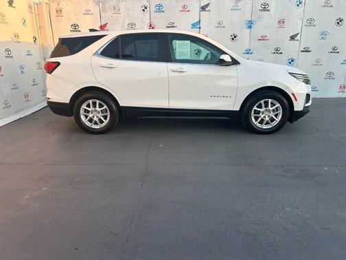 White 2022 Chevrolet Equinox 1LT