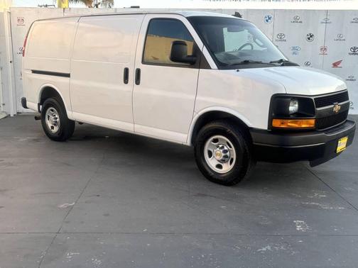 2016 Chevrolet Express 2500 Work Van