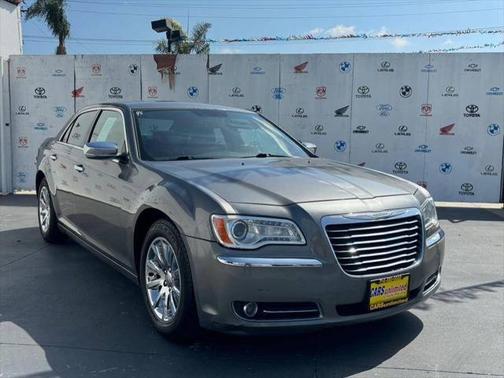 2012 Chrysler 300 Limited