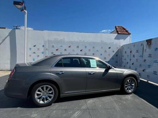 2012 Chrysler 300 Limited