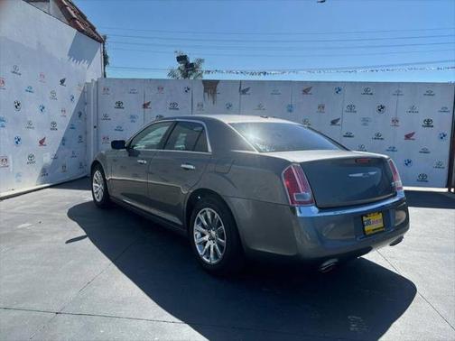 2012 Chrysler 300 Limited