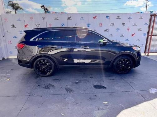 2019 Kia Sorento S