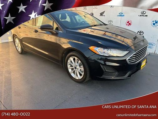 Gray 2019 Ford Fusion SE