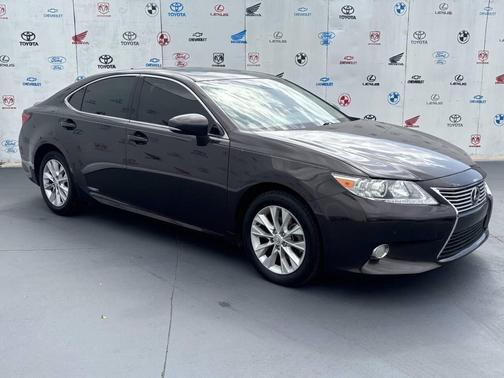 2013 Lexus ES 300h Base