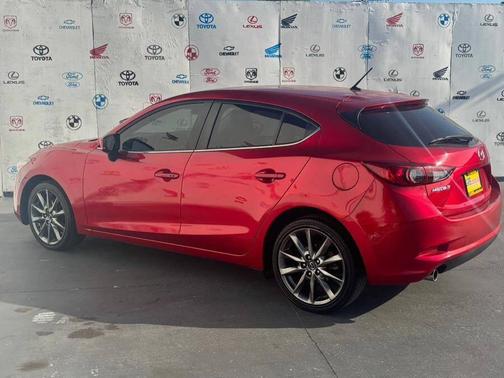 2018 Mazda Mazda3 Touring