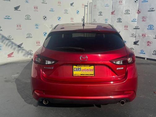 2018 Mazda Mazda3 Touring