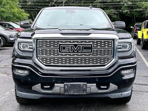 Black 2018 GMC Sierra 1500 Denali