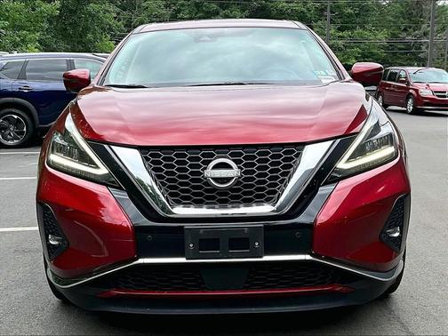 Red 2023 Nissan Murano SL