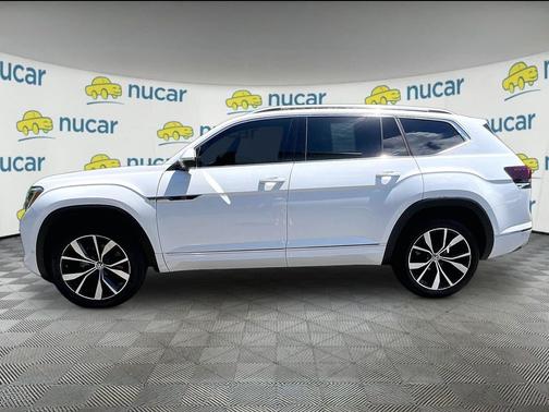 White 2024 Volkswagen Atlas 2.0T SEL Premium R-Line