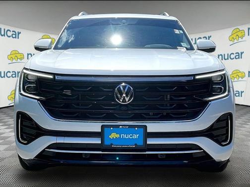 White 2024 Volkswagen Atlas 2.0T SEL Premium R-Line