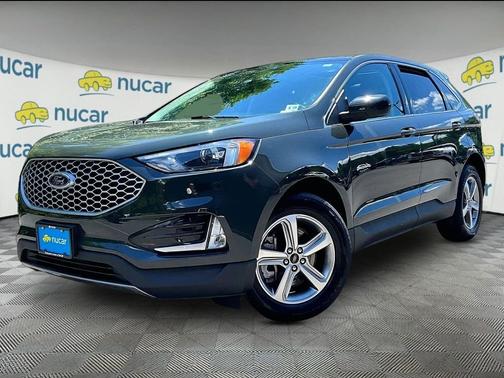 Green 2023 Ford Edge SEL