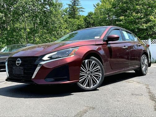 Red 2023 Nissan Altima 2.5 SL