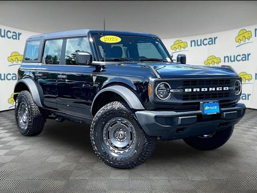 Black 2025 Ford Bronco Base