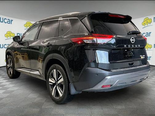 Black 2023 Nissan Rogue SL