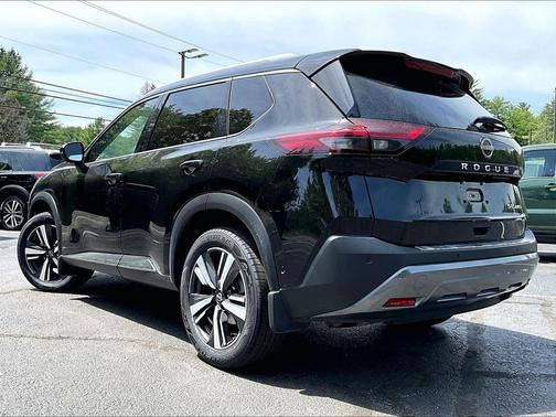 Black 2023 Nissan Rogue SL