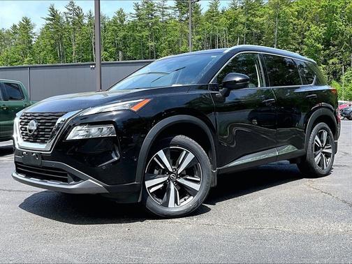 Black 2023 Nissan Rogue SL
