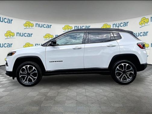 White 2022 Jeep Compass Limited