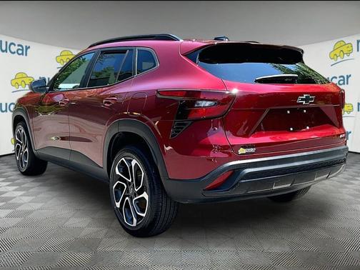 Red 2024 Chevrolet Trax 2RS