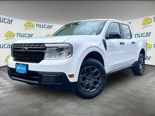 White 2024 Ford Maverick XLT