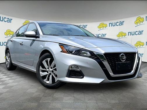 Silver 2022 Nissan Altima 2.5 S