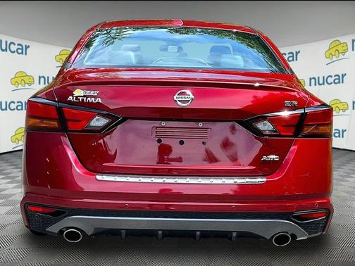 Red 2022 Nissan Altima 2.5 SR