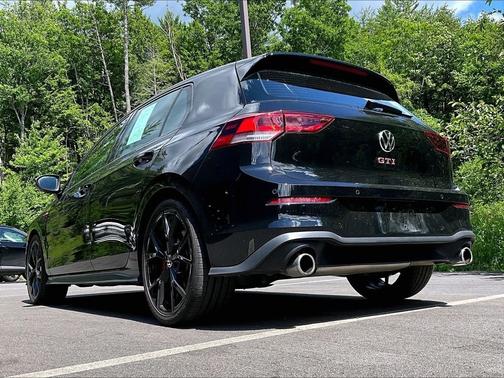 Black 2024 Volkswagen Golf GTI SE