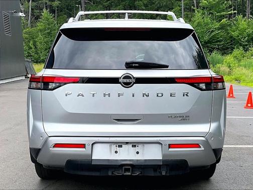 Silver 2022 Nissan Pathfinder Platinum