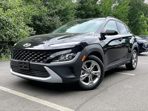 Black 2023 Hyundai KONA SEL