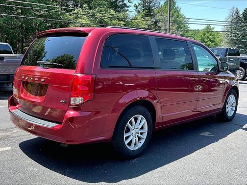 Red 2015 Dodge Grand Caravan SXT