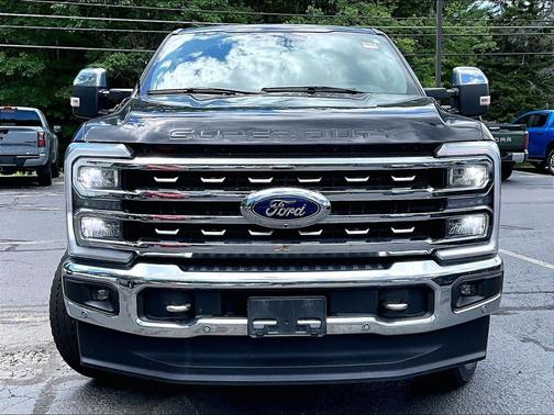 Black 2023 Ford F-250 Lariat