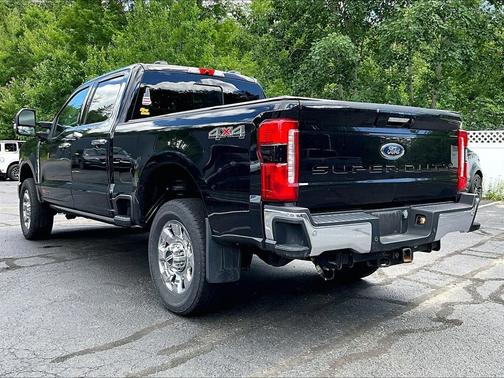Black 2023 Ford F-250 Lariat