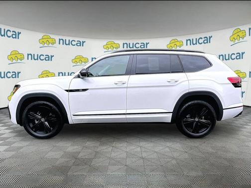White 2023 Volkswagen Atlas 3.6L V6 SEL R-Line
