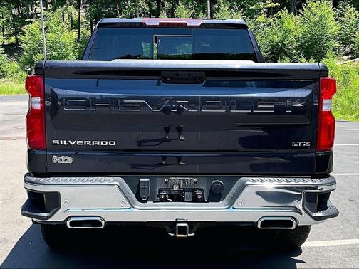 Gray 2022 Chevrolet Silverado 1500 LTZ