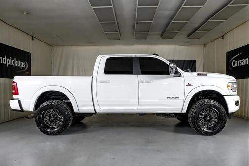 2024 RAM 2500 Laramie Crew Cab 4x4 6'4' Box