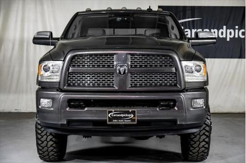 2018 RAM 3500 Laramie Crew Cab 4x4 8' Box