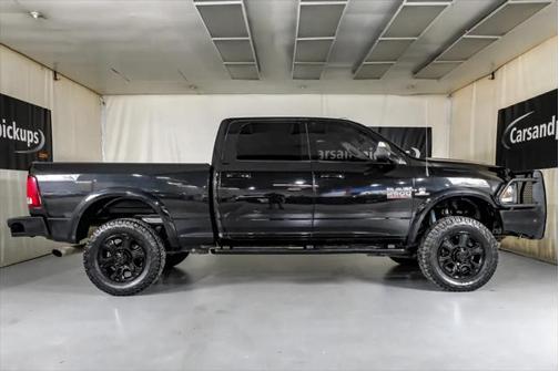2018 RAM 2500 Laramie Crew Cab 4x4 6'4' Box