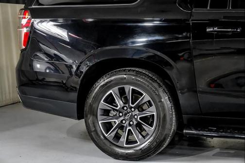 Black 2021 Chevrolet Suburban 4WD Z71