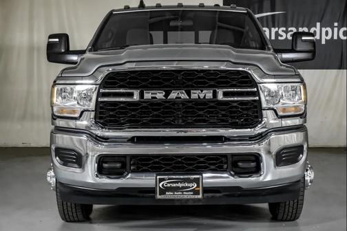 Billet Silver Metallic Clearcoat 2024 RAM 3500 Tradesman Crew Cab 4x4 8' Box