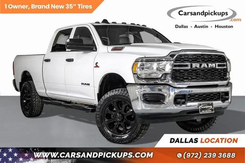 2022 RAM 2500 Tradesman Crew Cab 4x4 6'4' Box