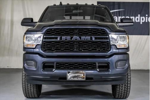 2021 RAM 3500 Tradesman Crew Cab 4x4 8' Box