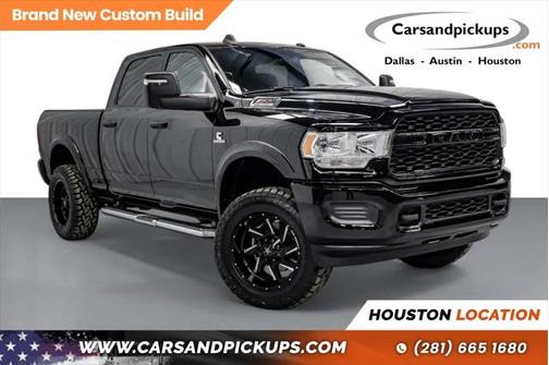 2024 RAM 2500 Tradesman Crew Cab 4x4 6'4' Box