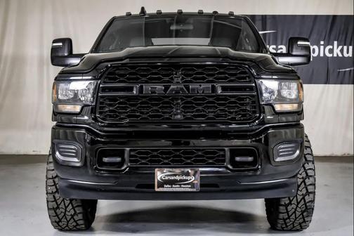 2024 RAM 2500 Tradesman Crew Cab 4x4 6'4' Box