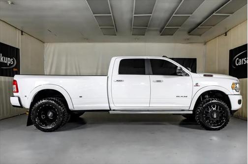 2019 RAM 3500 Big Horn Crew Cab 4x4 8' Box
