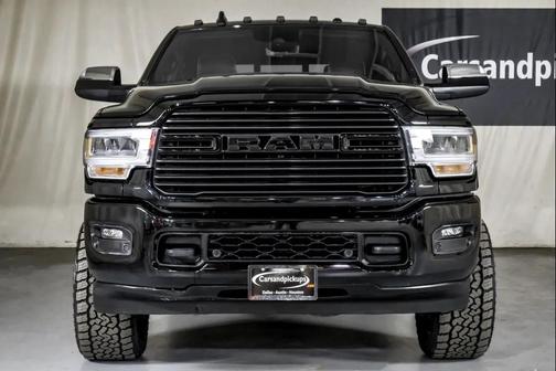 2022 RAM 3500 Laramie Crew Cab 4x4 8' Box