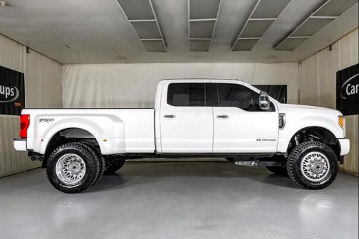 2017 Ford F-350 Lariat
