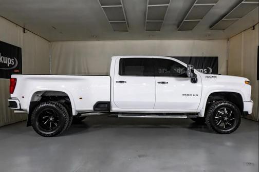 2022 Chevrolet Silverado 3500 High Country