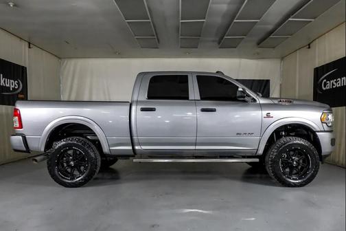 2022 RAM 2500 Tradesman Crew Cab 4x4 6'4' Box