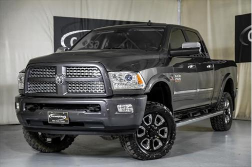 2018 RAM 2500 Laramie Crew Cab 4x4 6'4' Box