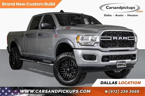 2022 RAM 2500 Tradesman Crew Cab 4x4 6'4' Box