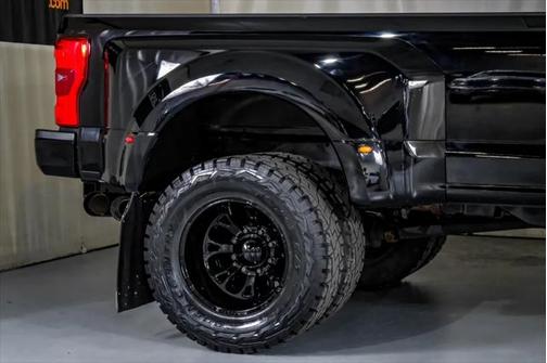 2017 Ford F-350 Lariat